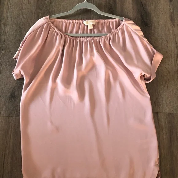 Michael Kors satin blouse - Picture 3 of 5